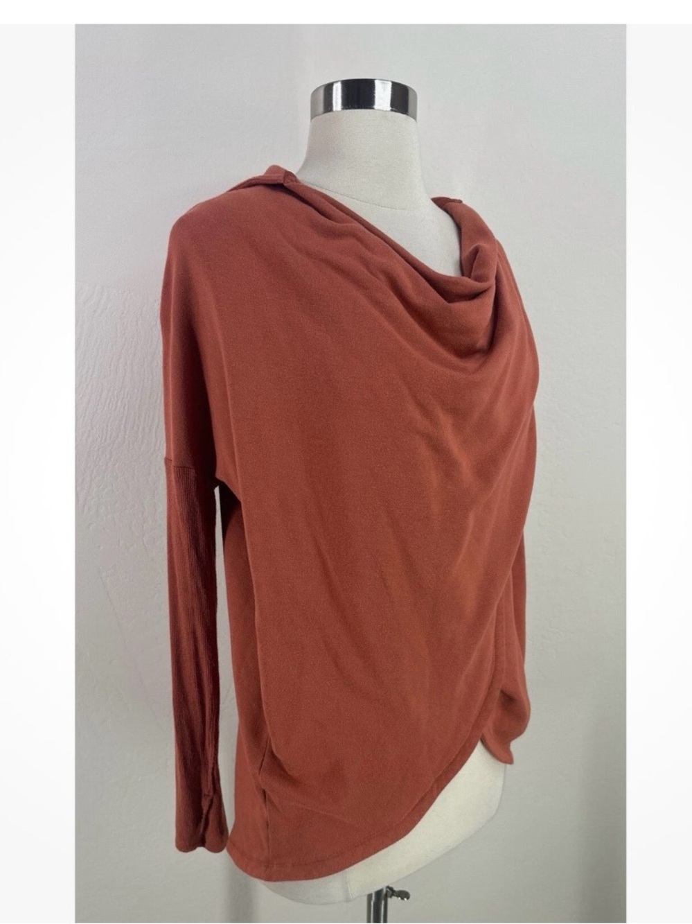 Athleta Draped Neck Lightweight Women's Sweater - Rust